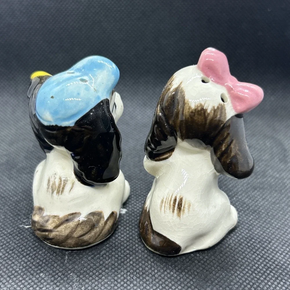 Set of‎ Vintage Ceramic Cocker Spaniel Tennis Players Salt and Pepper Shakers